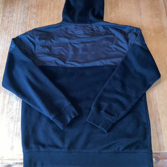 DC hoodie. Black. EUC. - Picture 5 of 5